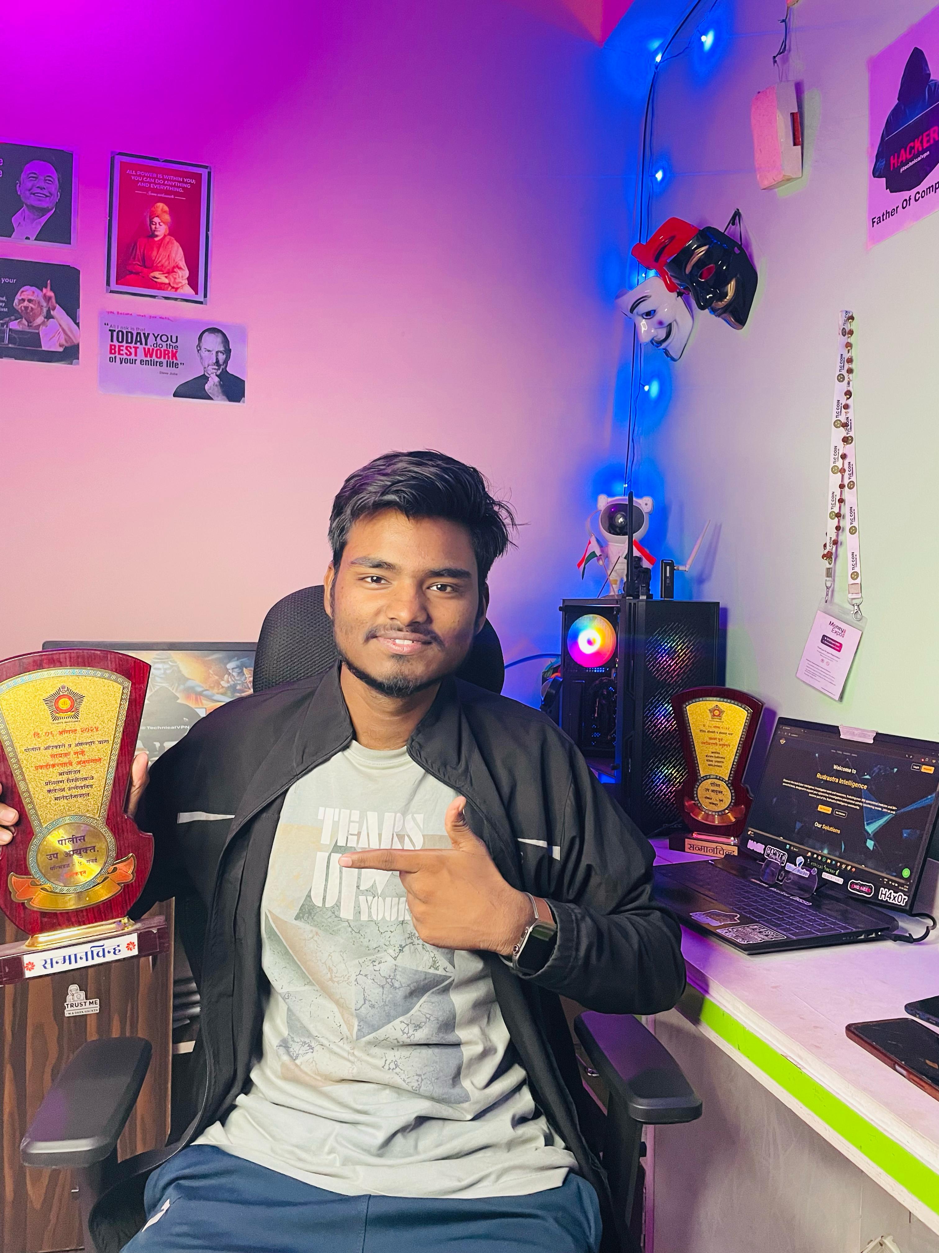 Professional Link website favicon